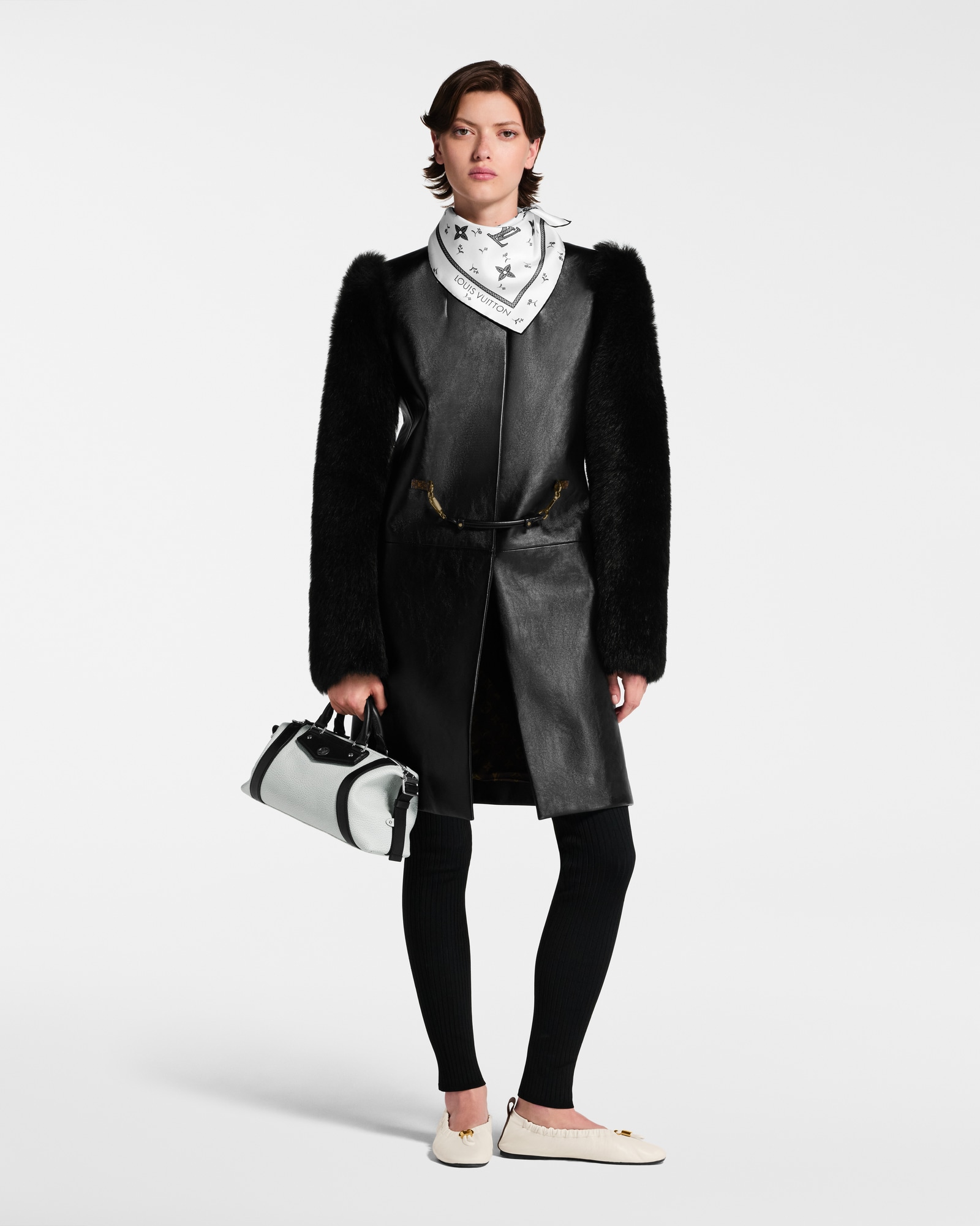 Nolita Flat Ballerina - Luxury Shoes - 1AICHR | LOUIS